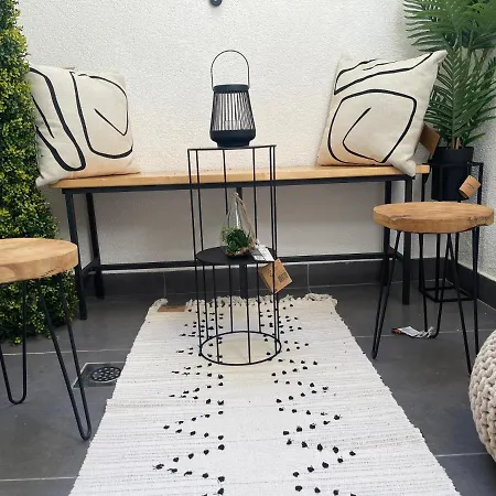 Spalatum New Chic & With Kitchen And Terrace - Centre Guest house
