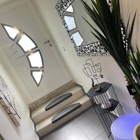 Spalatum New Chic & With Kitchen And Terrace - Centre Split