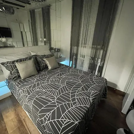 Spalatum New Chic & With Kitchen And Terrace - Centre Split