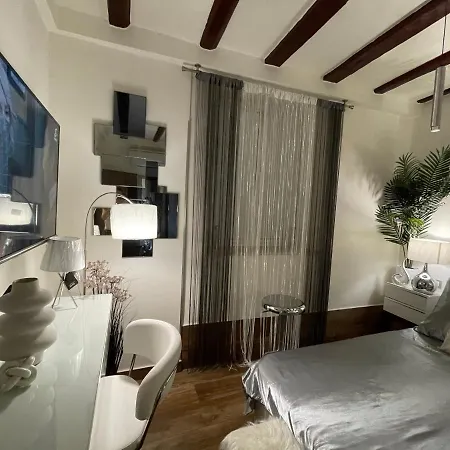 Guest house Spalatum New Chic & With Kitchen And Terrace - Centre