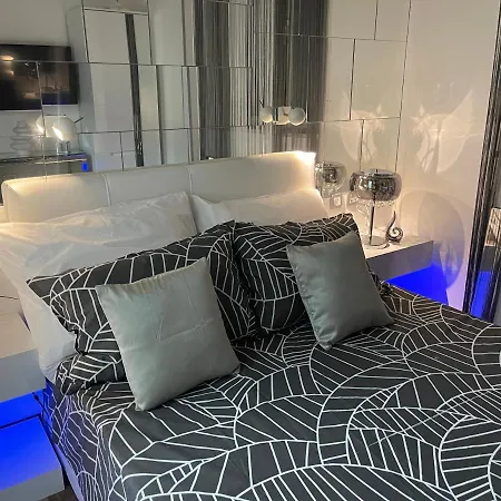 Guest house Spalatum New Chic & With Kitchen And Terrace - Centre Split