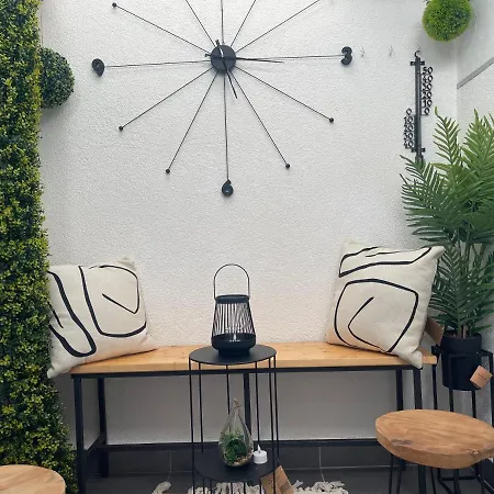 Spalatum New Chic & With Kitchen And Terrace - Centre Guest house