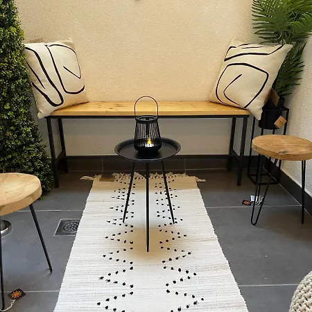 Guest house Spalatum New Chic & With Kitchen And Terrace - Centre *
