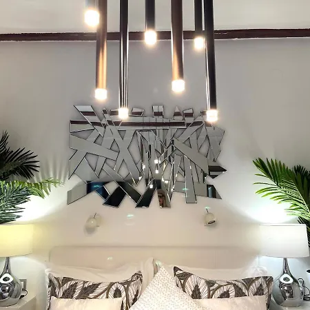 Spalatum New Chic & With Kitchen And Terrace - Centre Guest house Split