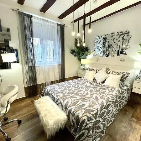 Spalatum New Chic & With Kitchen And Terrace - Centre Guest house *
